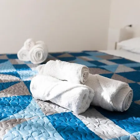 Tra Il Centro E Il Mare,vicino Stazione Apartment *