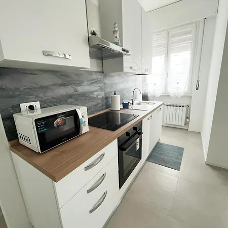 Appartement Tra Il Centro E Il Mare,vicino Stazione Savona